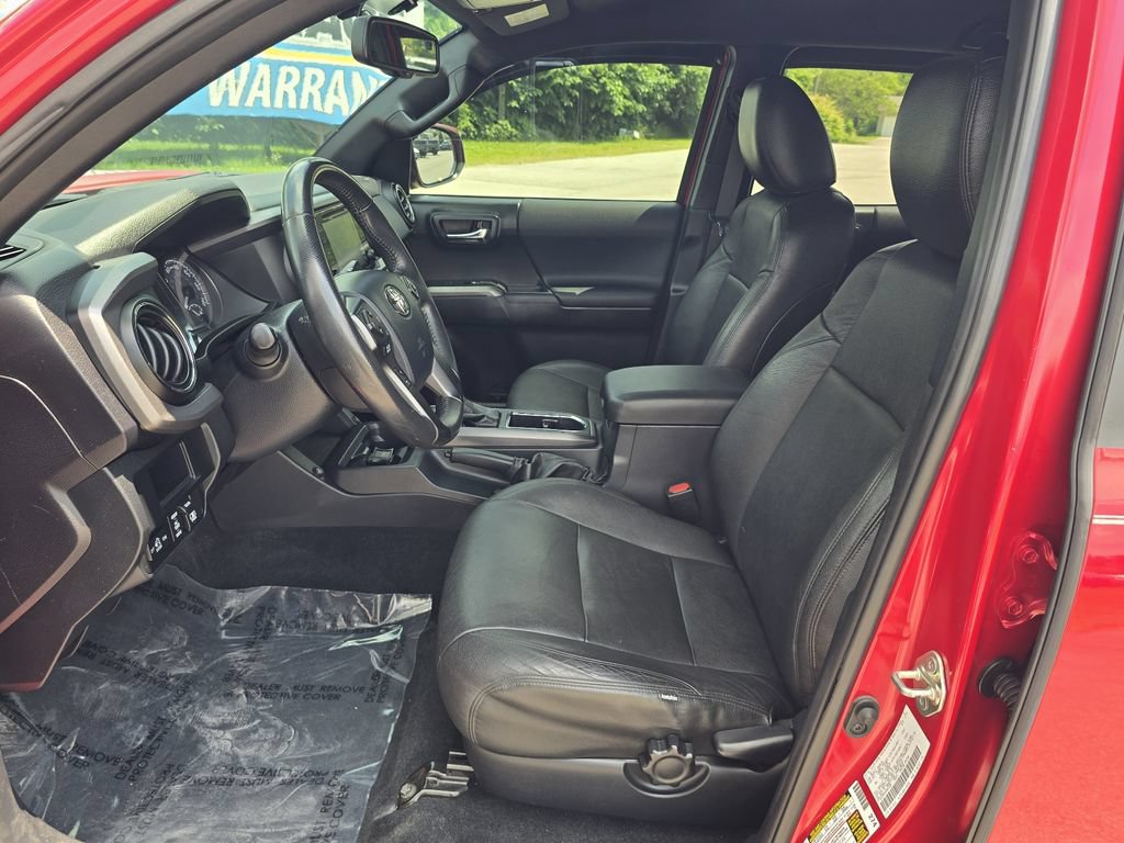 Used 2017 Toyota Tacoma TRD Sport RWD image 15