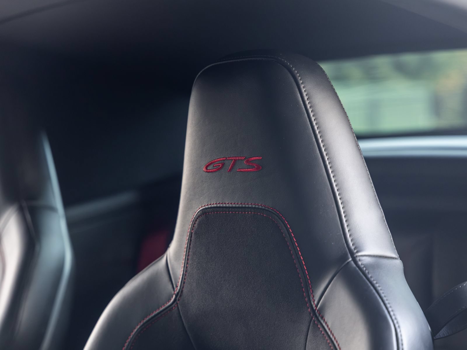 Certified 2026 Porsche 911 Carrera 4 GTS AWD/4WD image 34