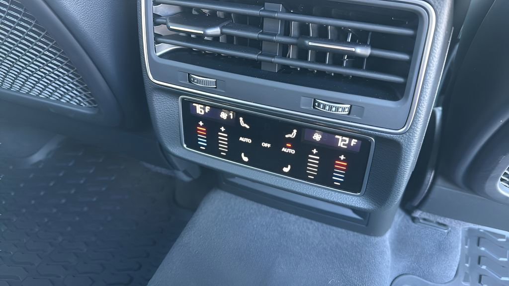 Used 2022 Audi RS Q8 image 13