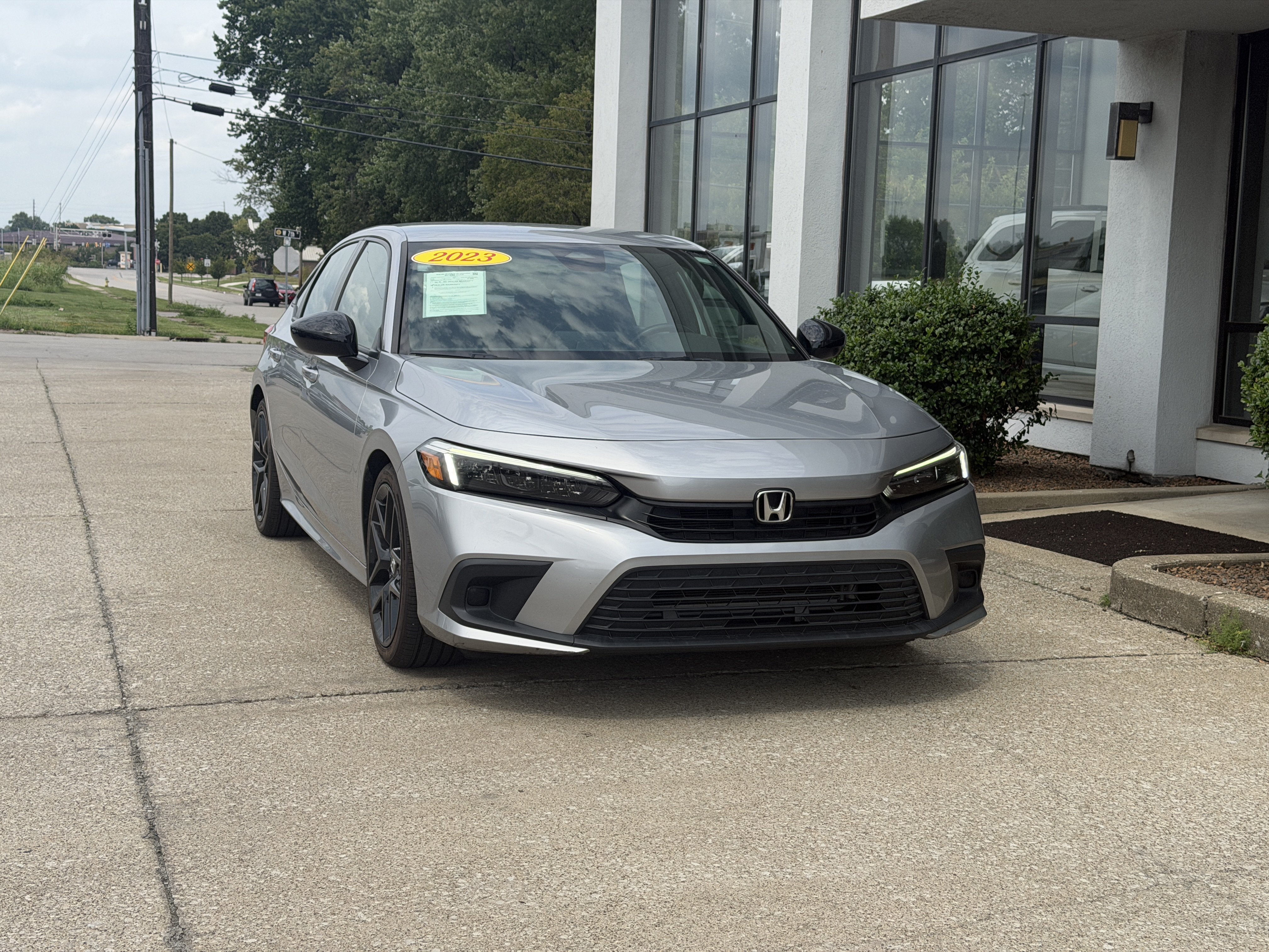 Used 2023 Honda Civic Sport image 15