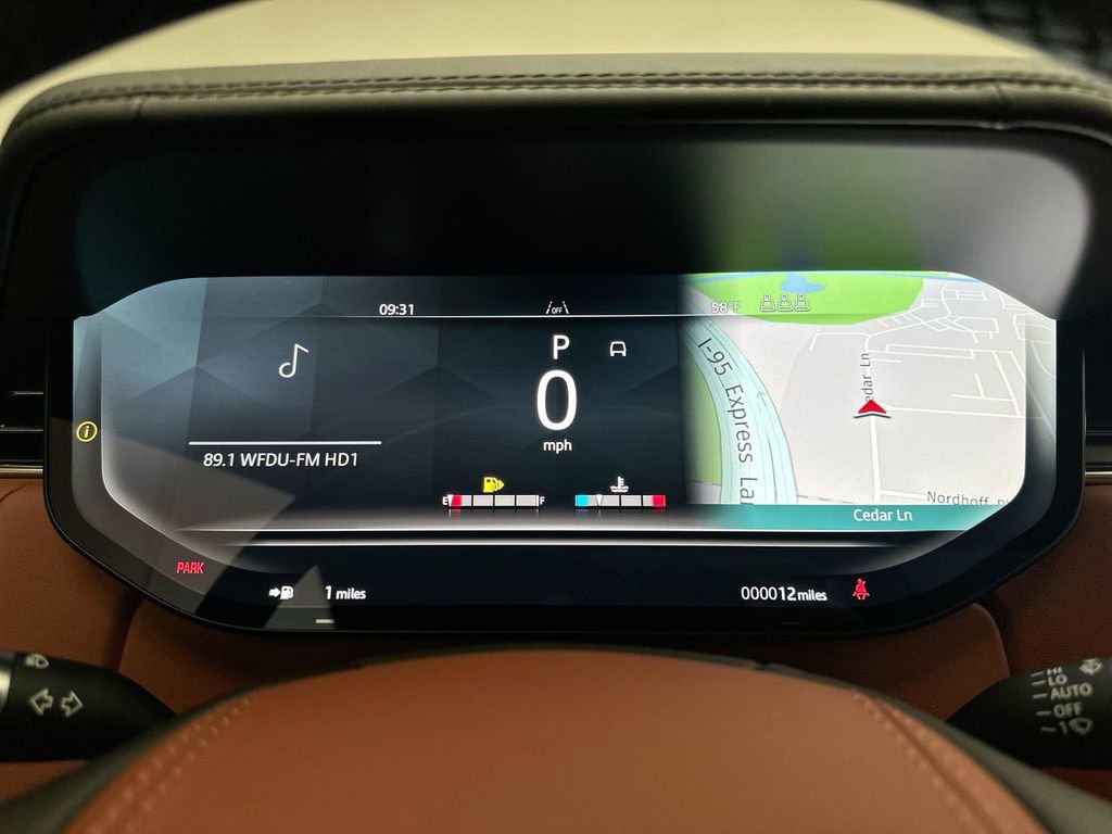 New 2026 Land Rover Range Rover SV image 32