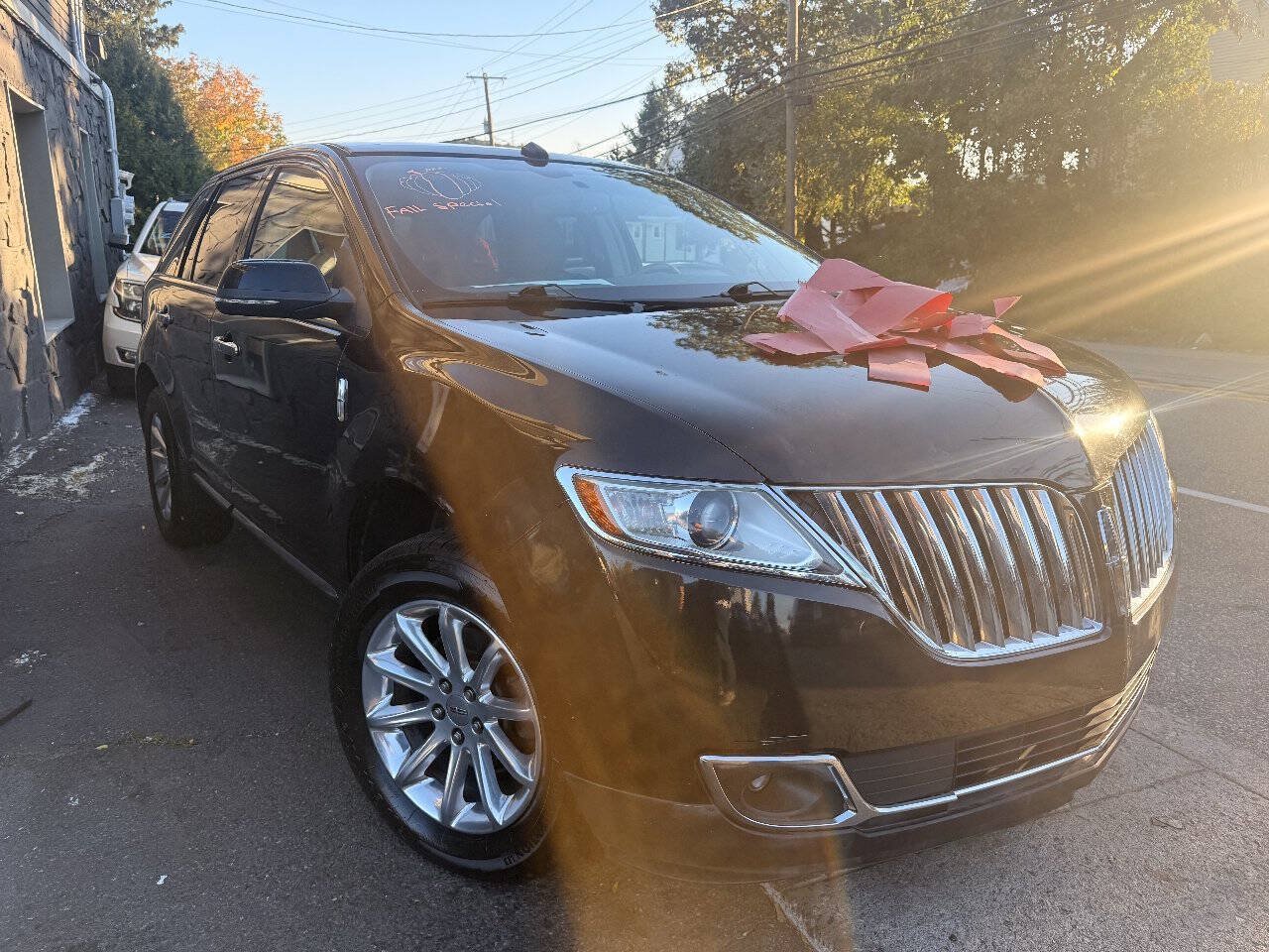 Used 2015 Lincoln MKX FWD w/ Equipment Group 102A image 4