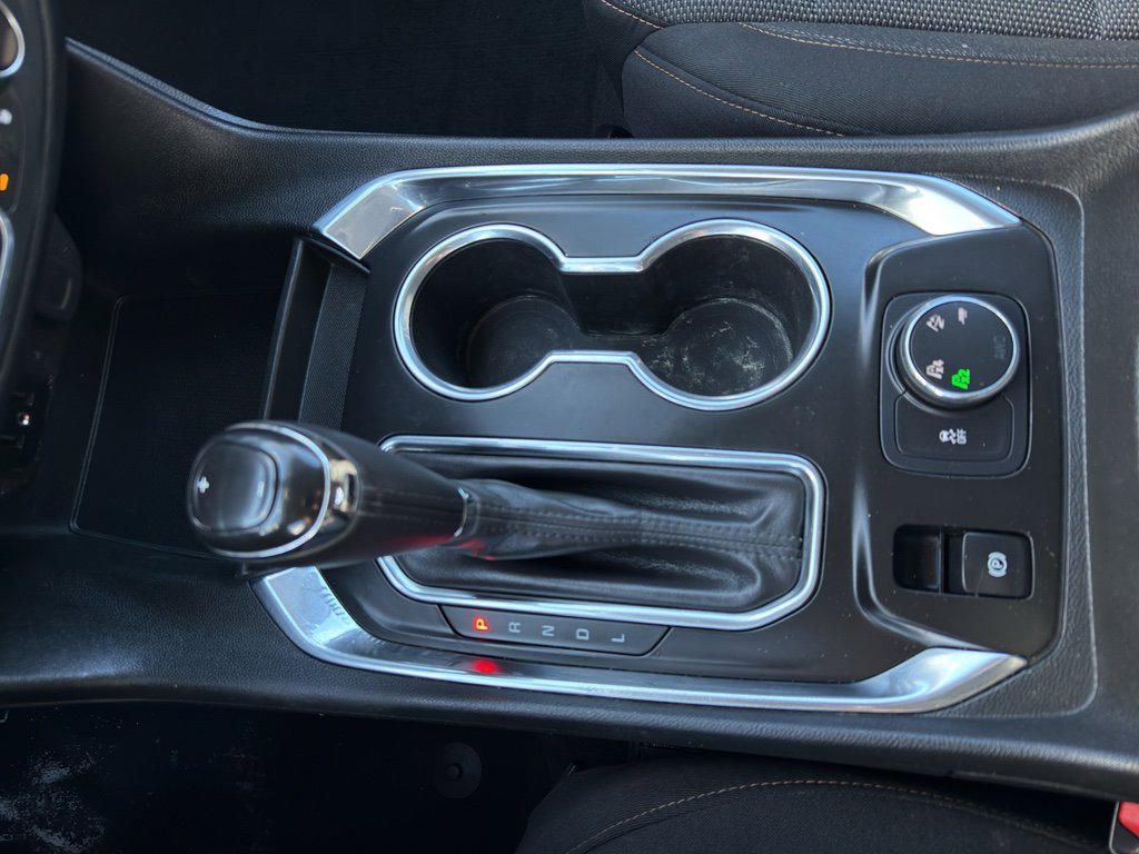 Used 2020 Chevrolet Traverse LT w/ LPO, Floor Liner Package image 23