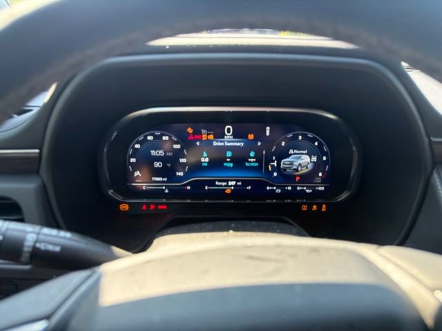 Used 2023 Chevrolet Tahoe LT w/ Luxury Package AWD/4WD image 11