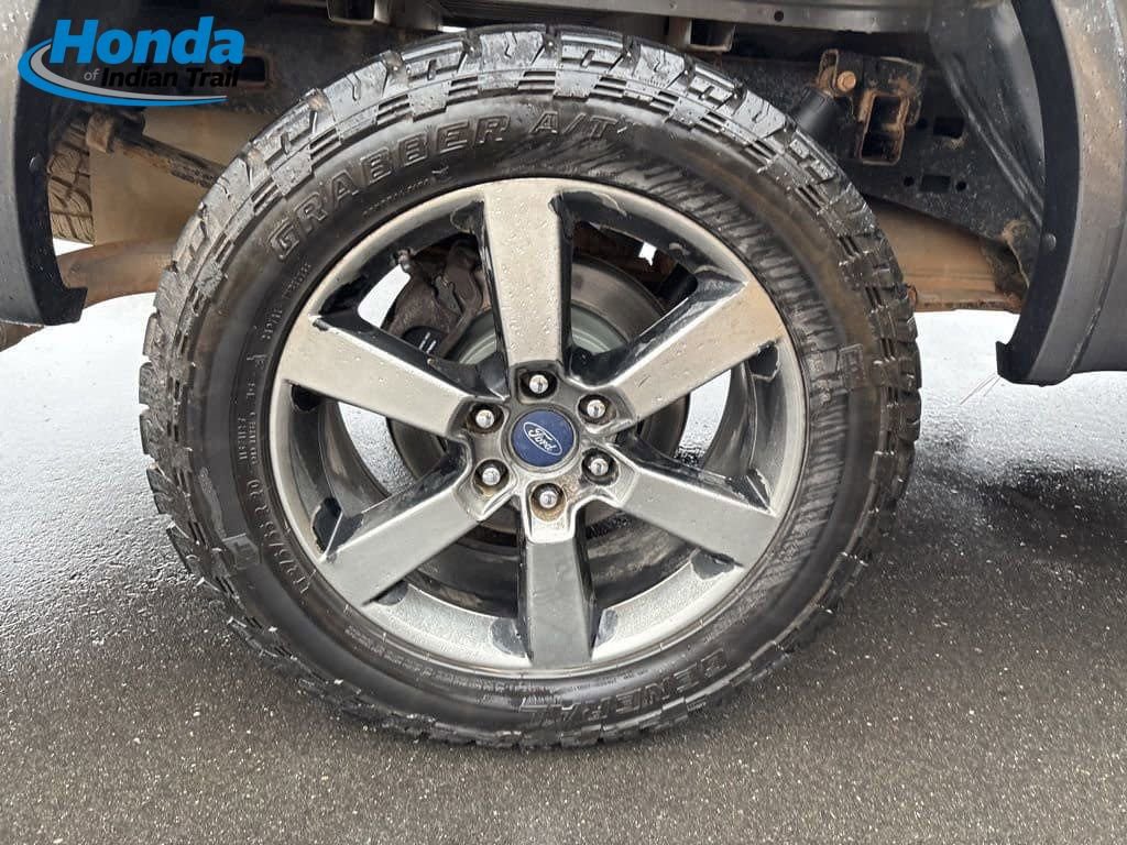 Used 2017 Ford F150 XLT w/ Equipment Group 302A Luxury image 12