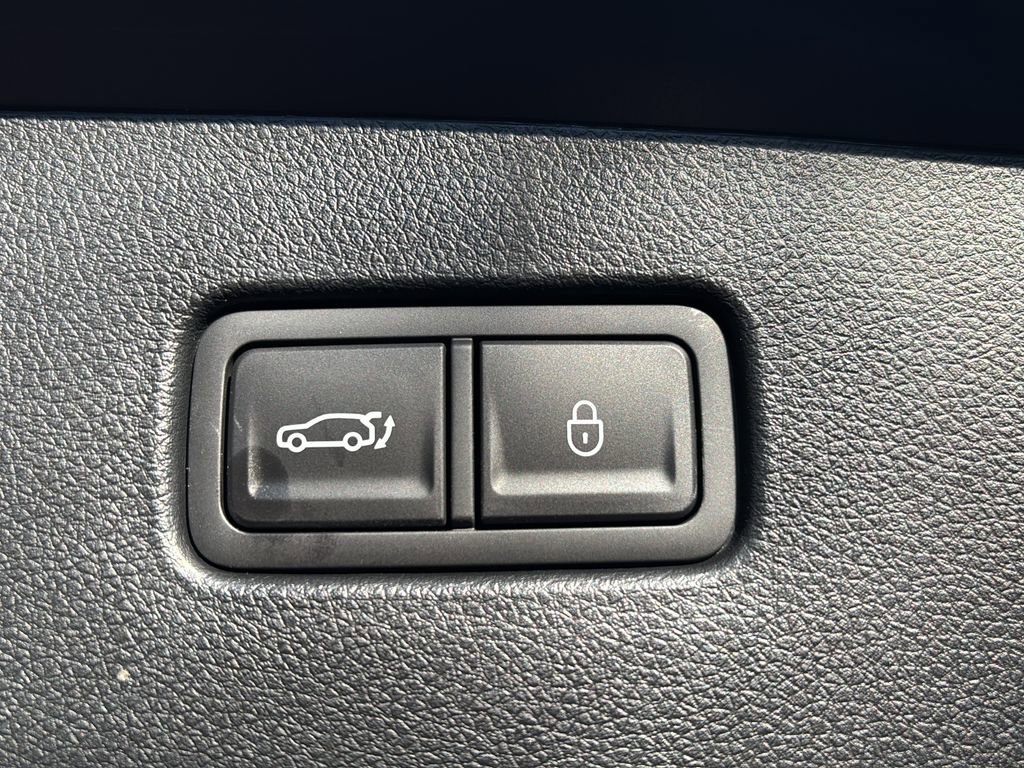 Certified 2026 Genesis GV70 2.5T Select image 50