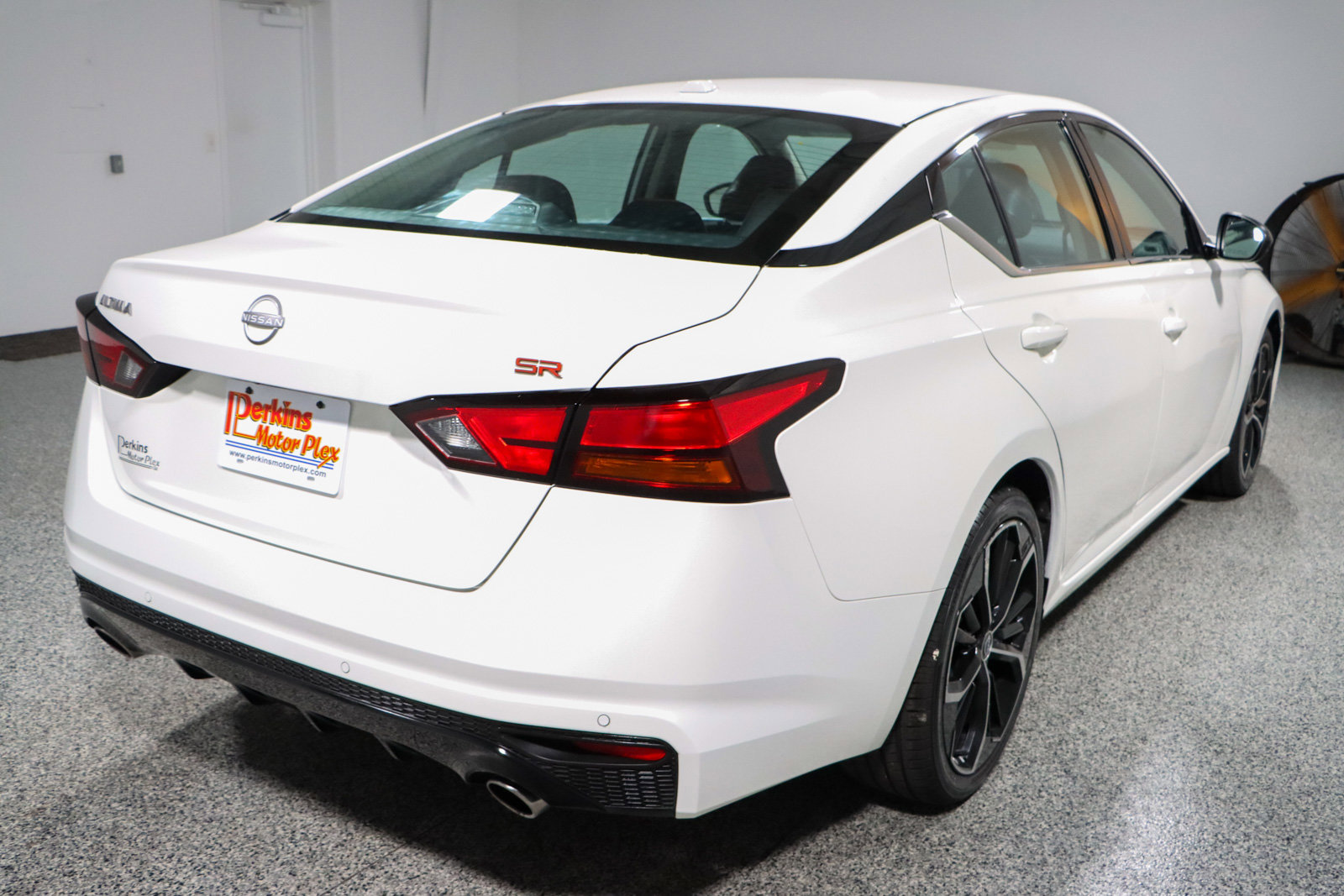 Used 2024 Nissan Altima 2.5 SR image 7