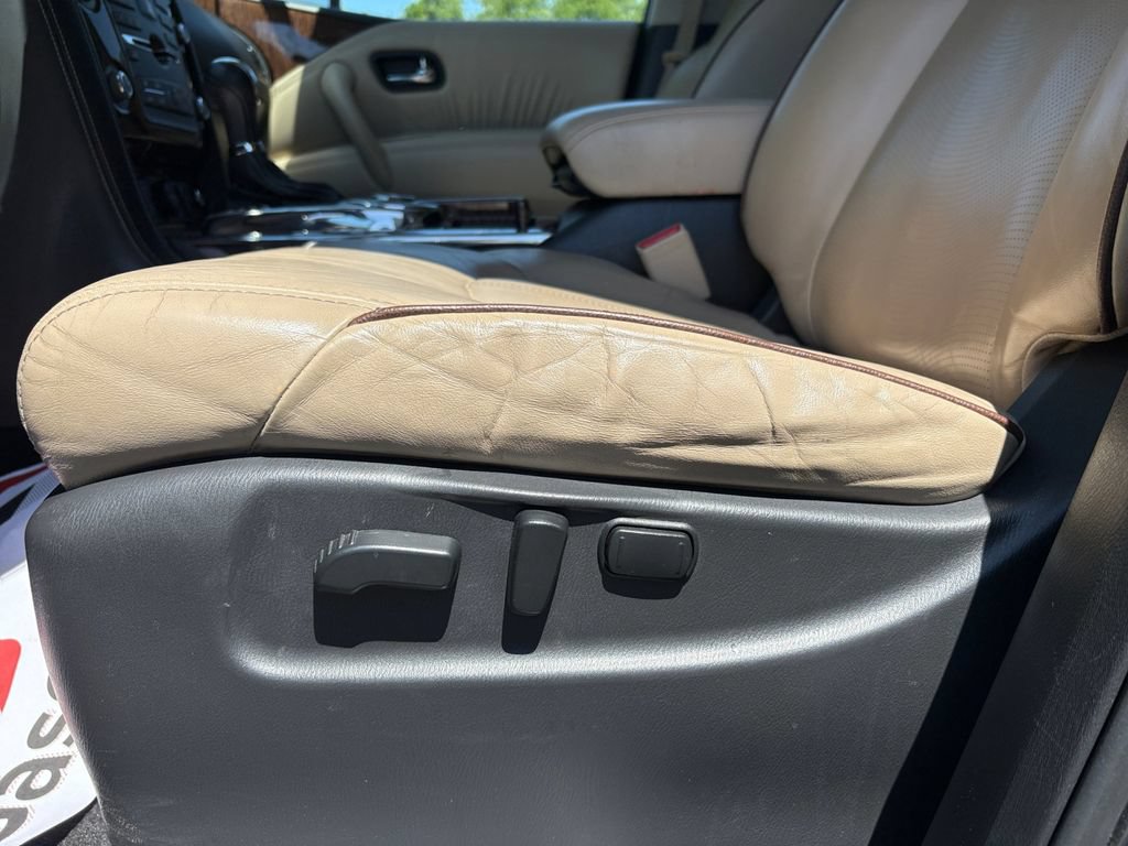 Used 2018 Nissan Armada Platinum w/ Interior Lighting Package RWD image 13