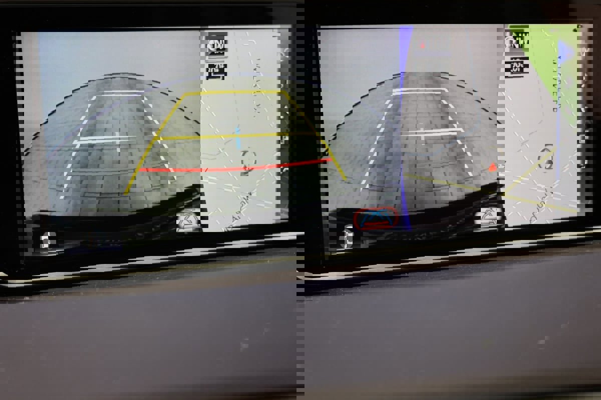 Used 2019 Lexus RX 450h AWD image 8