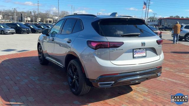 Used 2024 Buick Envision Sport Touring image 9