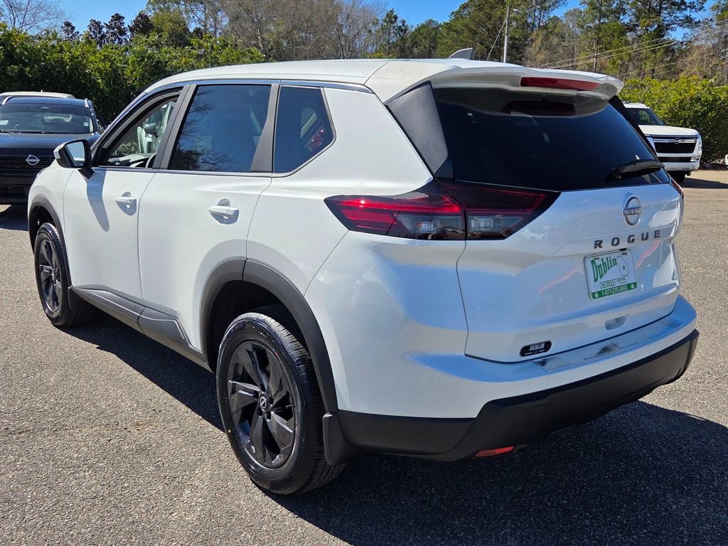 New 2026 Nissan Rogue SV image 8