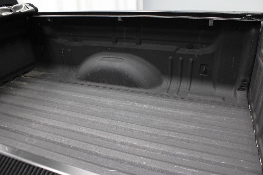 Used 2019 Chevrolet Colorado W/T w/ Custom Special Edition RWD image 14