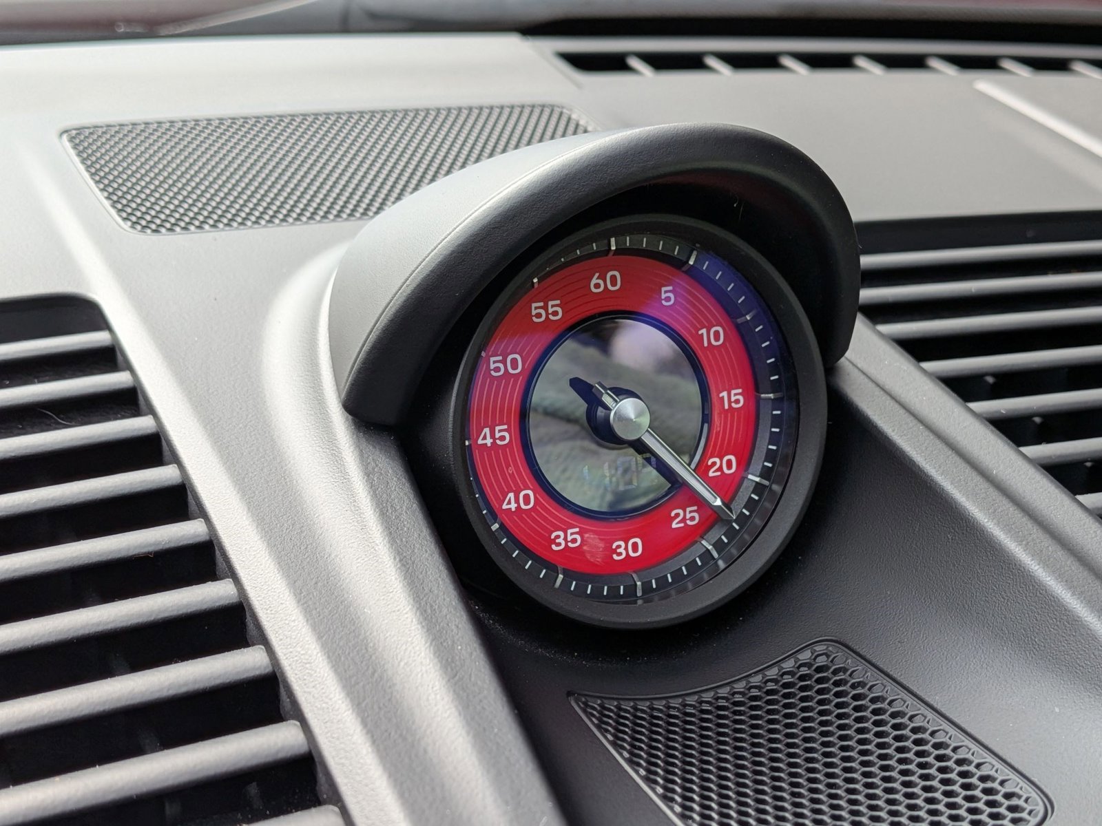 Certified 2021 Porsche 911 Targa 4S w/ Premium Package image 22