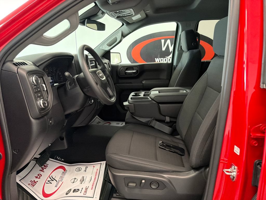 New 2026 GMC Sierra 1500 Pro w/ Graphite Edition AWD/4WD image 9