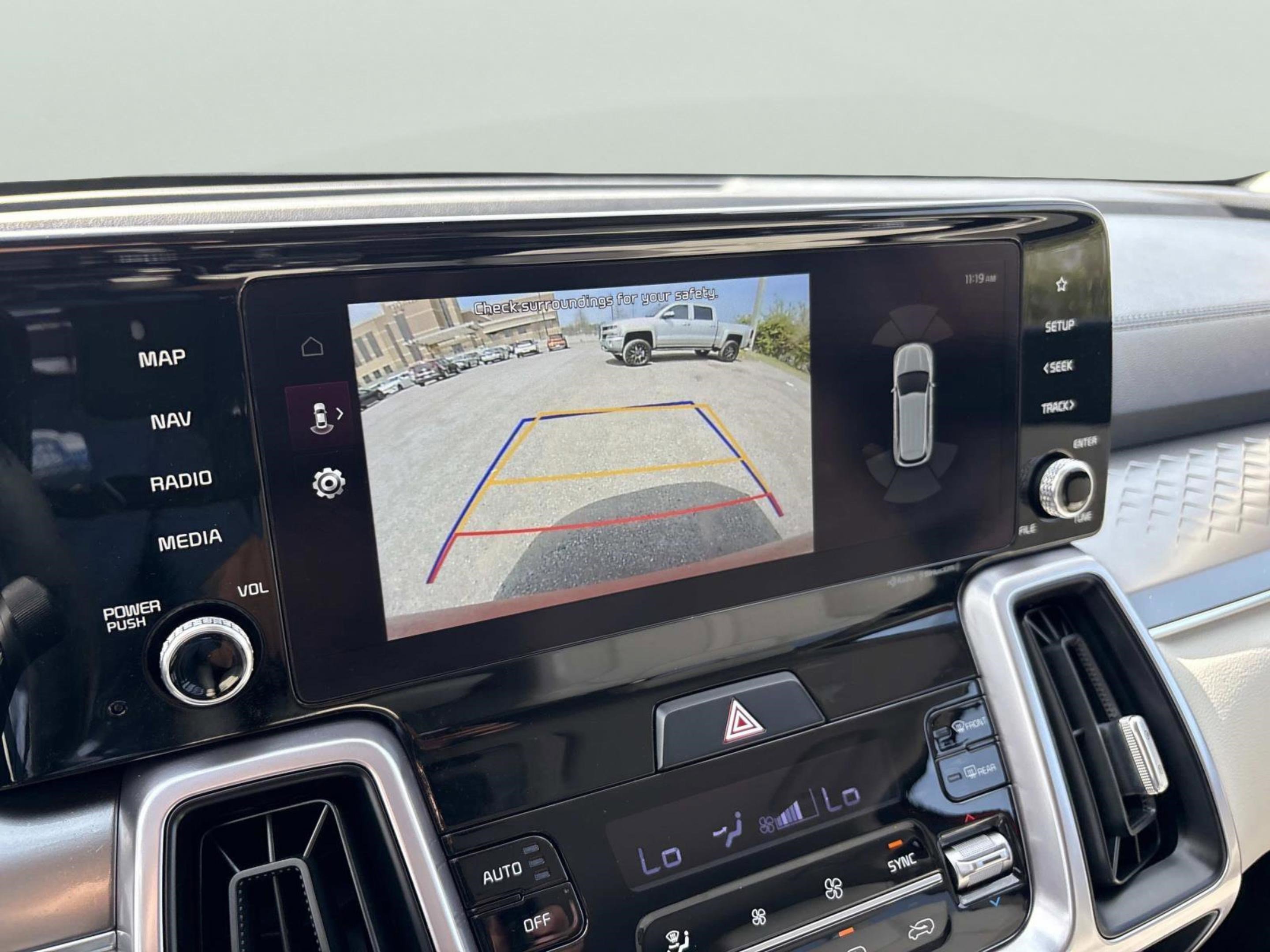 Used 2023 Kia Sorento EX image 32