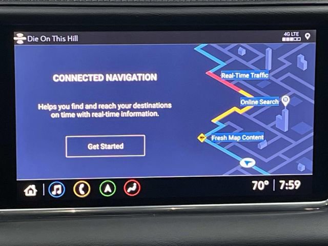 Used 2021 GMC Yukon Denali w/ Denali Premium Package image 15