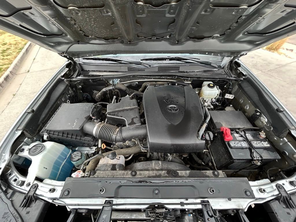 Used 2022 Toyota Tacoma TRD Off-Road w/ Technology Package image 33