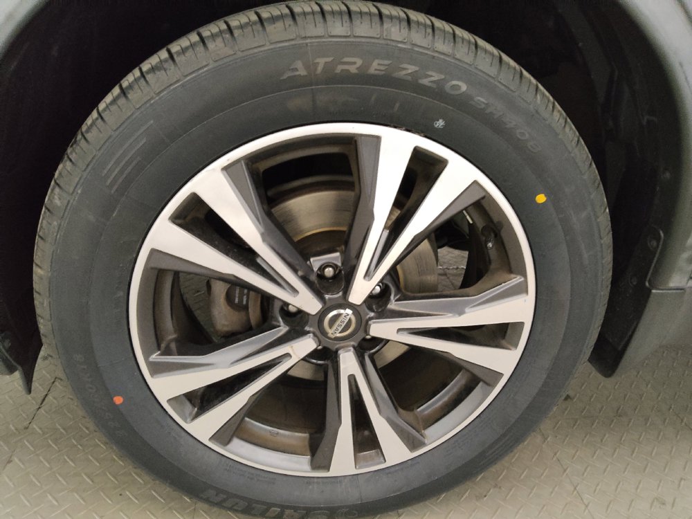 Used 2019 Nissan Rogue SV w/ Premium Package AWD/4WD image 31