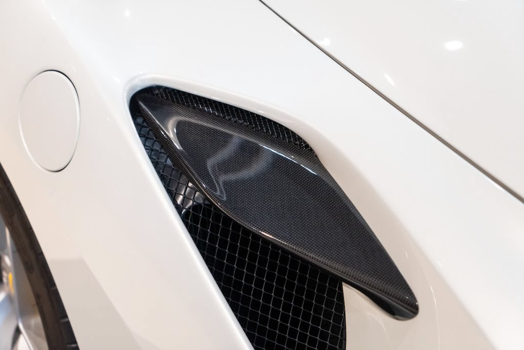 Certified 2023 Ferrari F8 Tributo RWD image 49