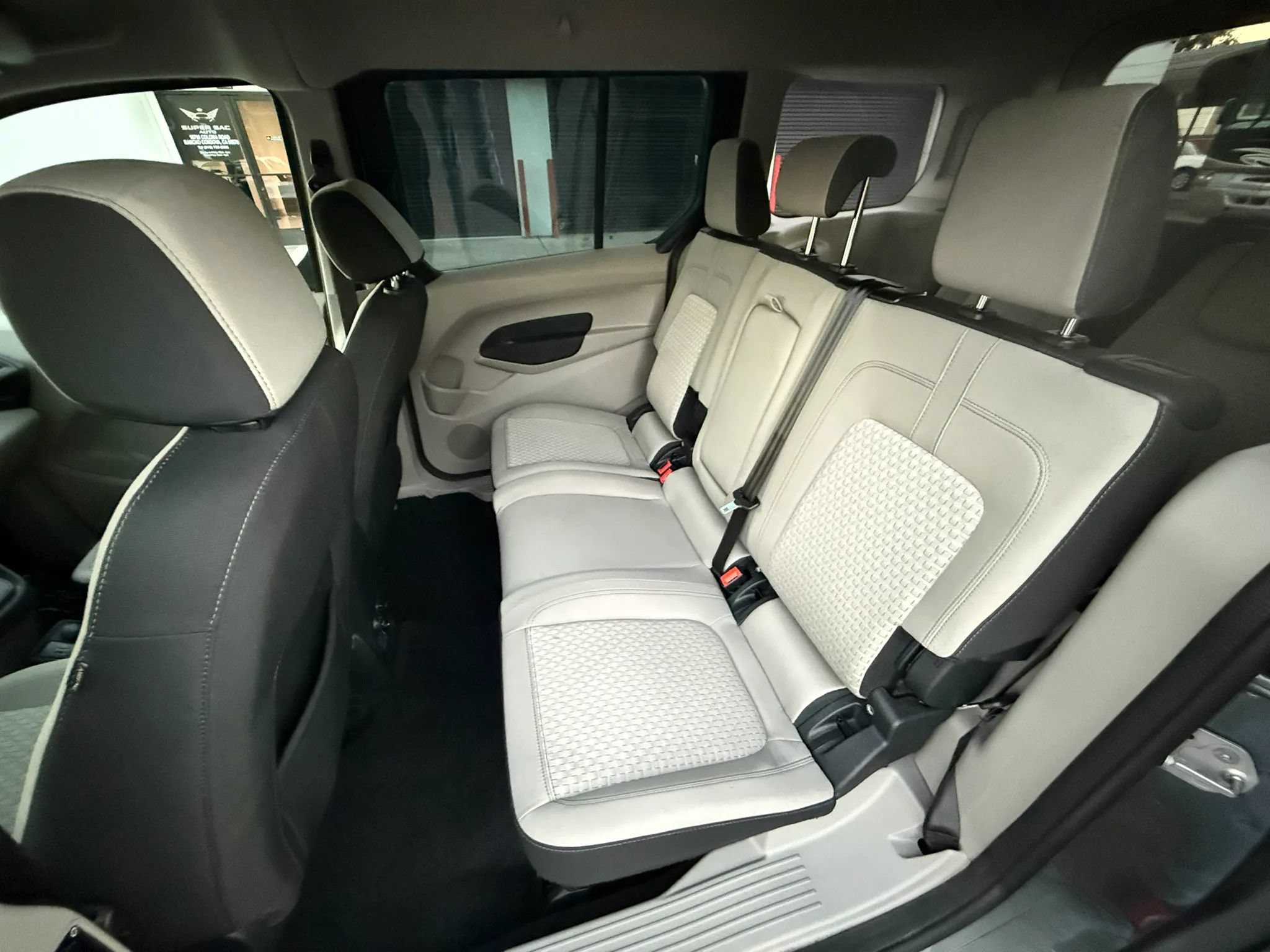 Used 2023 Ford Transit Connect XLT FWD image 18