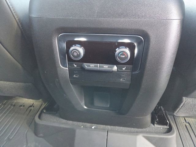 New 2026 GMC Yukon AT4 w/ AT4 Premium Package image 19