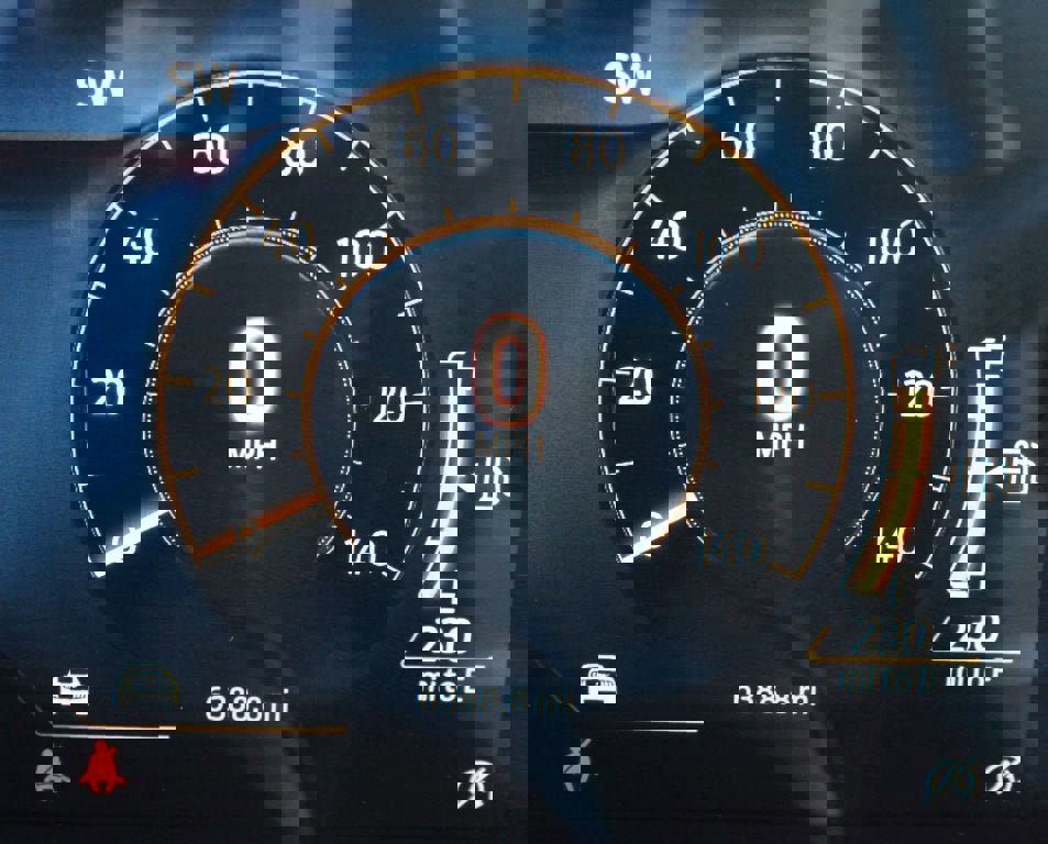 Used 2024 Ford Mustang Premium image 4