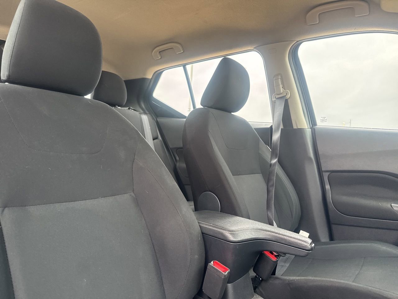 Certified 2023 Nissan Kicks S FWD image 29