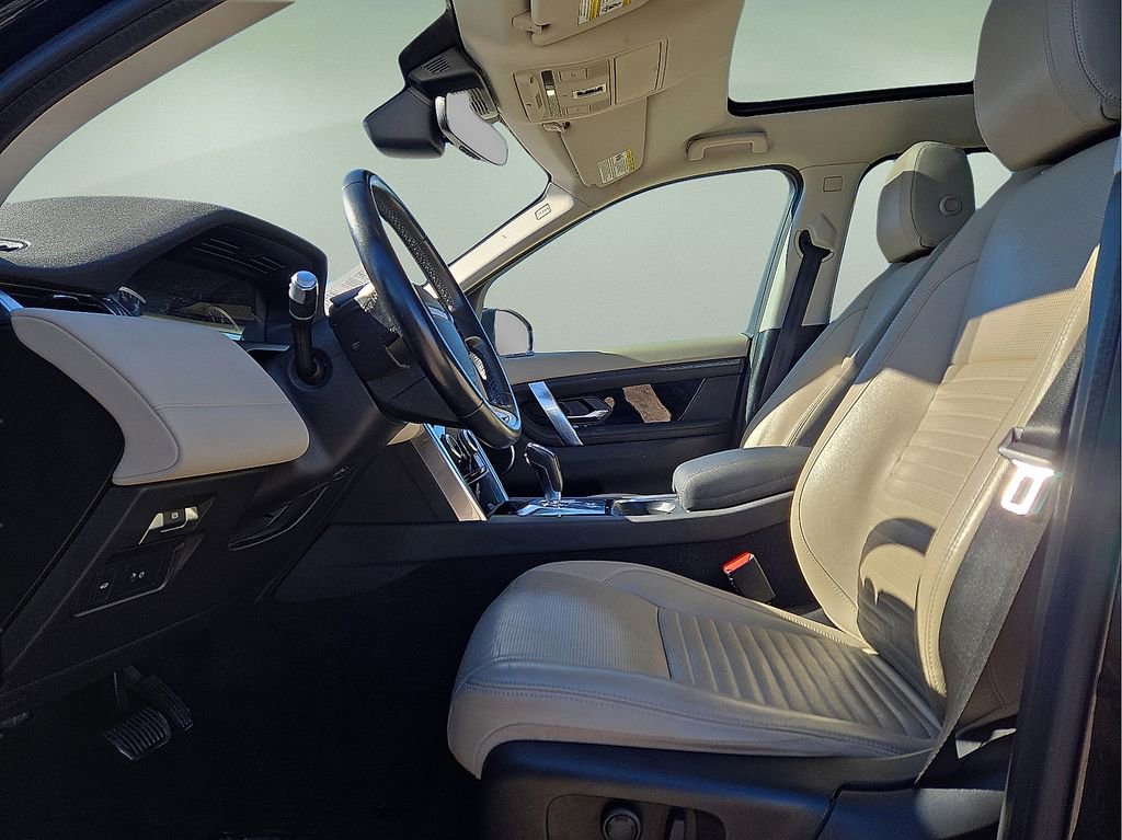 Used 2020 Land Rover Discovery Sport S image 14