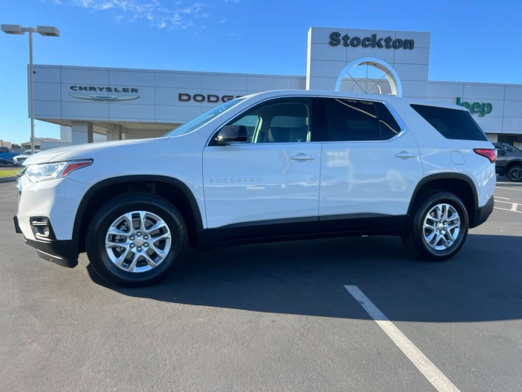 Used 2020 Chevrolet Traverse LS FWD image 1