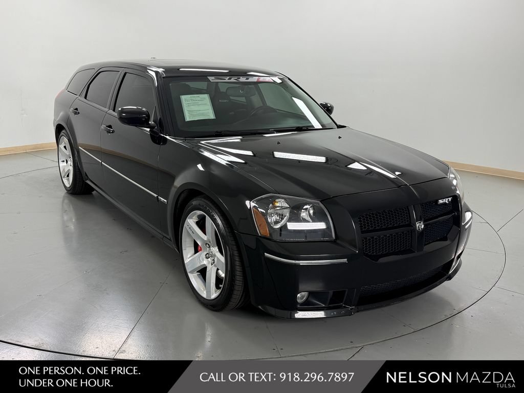 Used 2006 Dodge Magnum SRT8 w/ SRT Option Group III RWD image 4