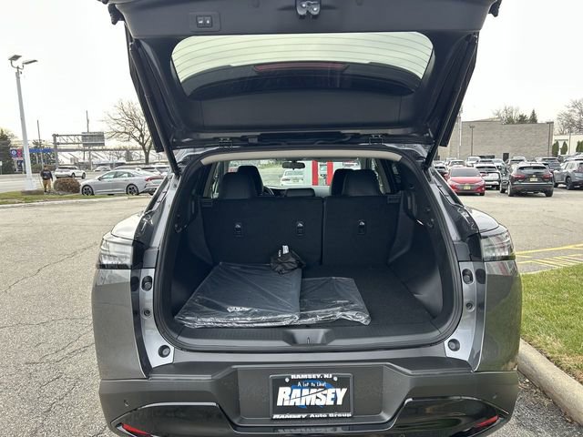 New 2025 Nissan Murano SV AWD/4WD image 16