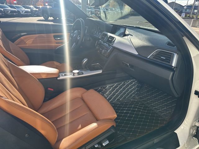 Used 2018 BMW 430i Convertible image 33