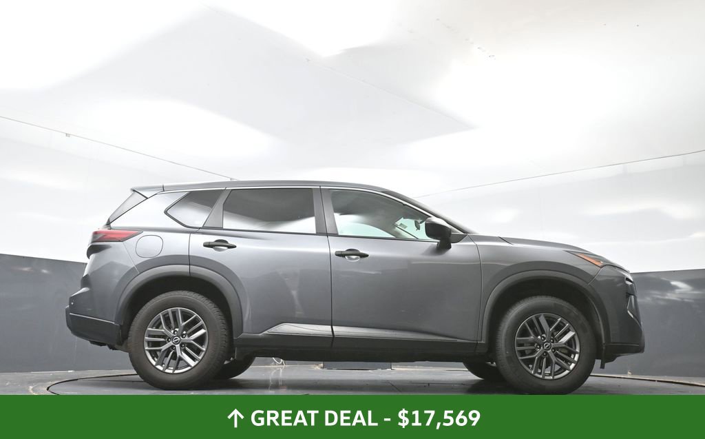 Used 2024 Nissan Rogue S FWD image 48