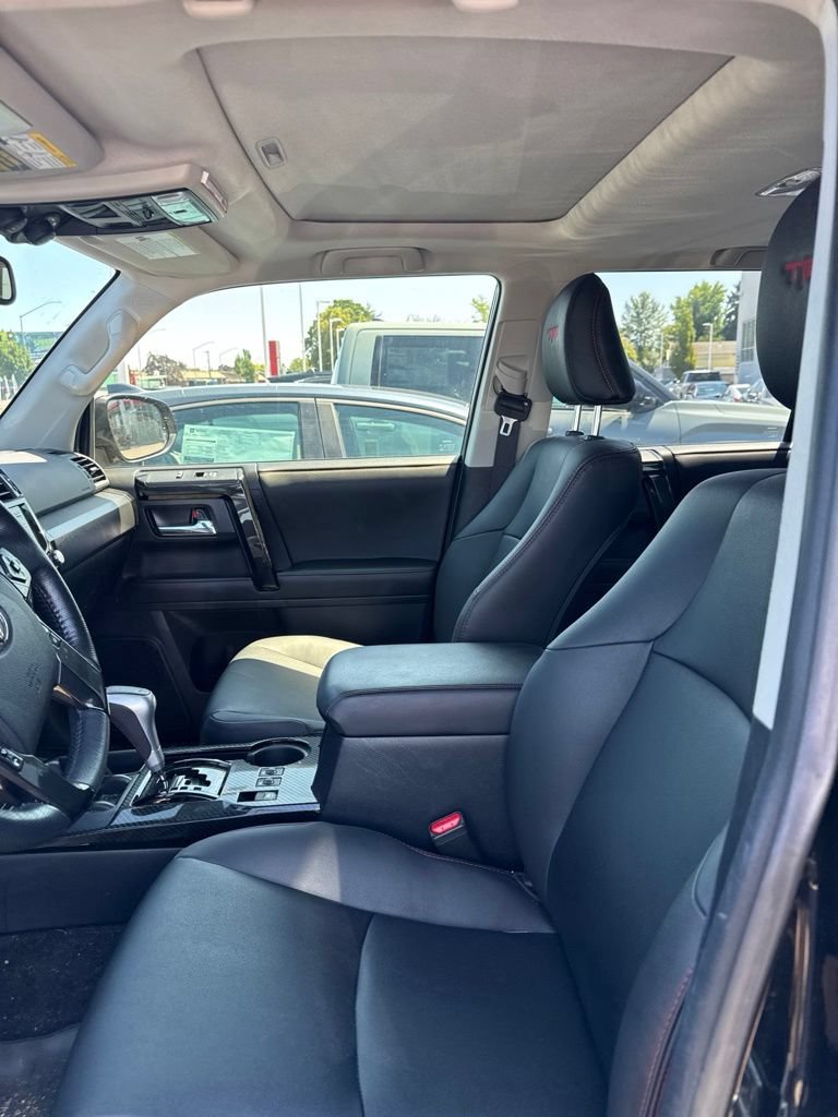 Certified 2024 Toyota 4Runner TRD Off-Road Premium w/ Off Road Premium Plus Package AWD/4WD image 9