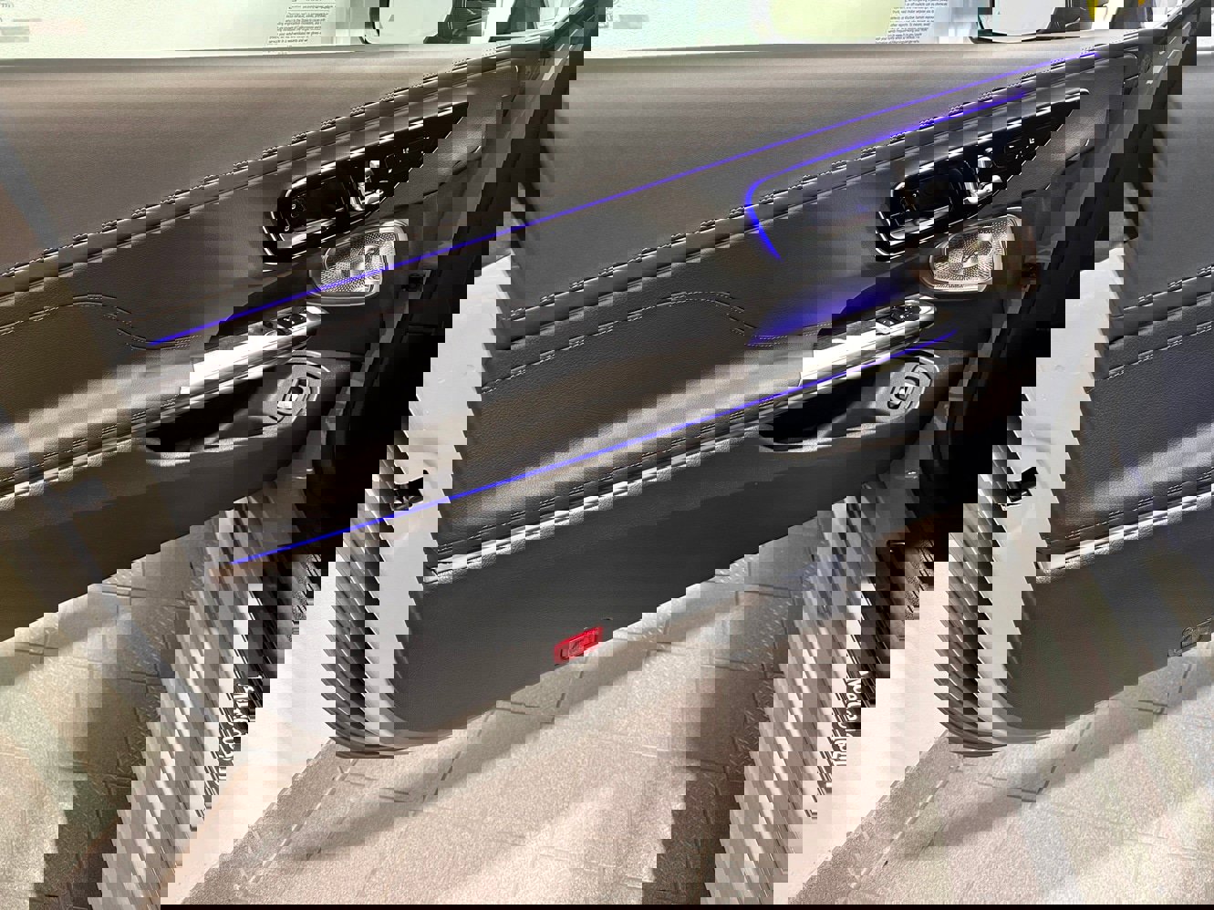 Used 2026 Mercedes-Benz CLE 300 4MATIC Coupe image 7