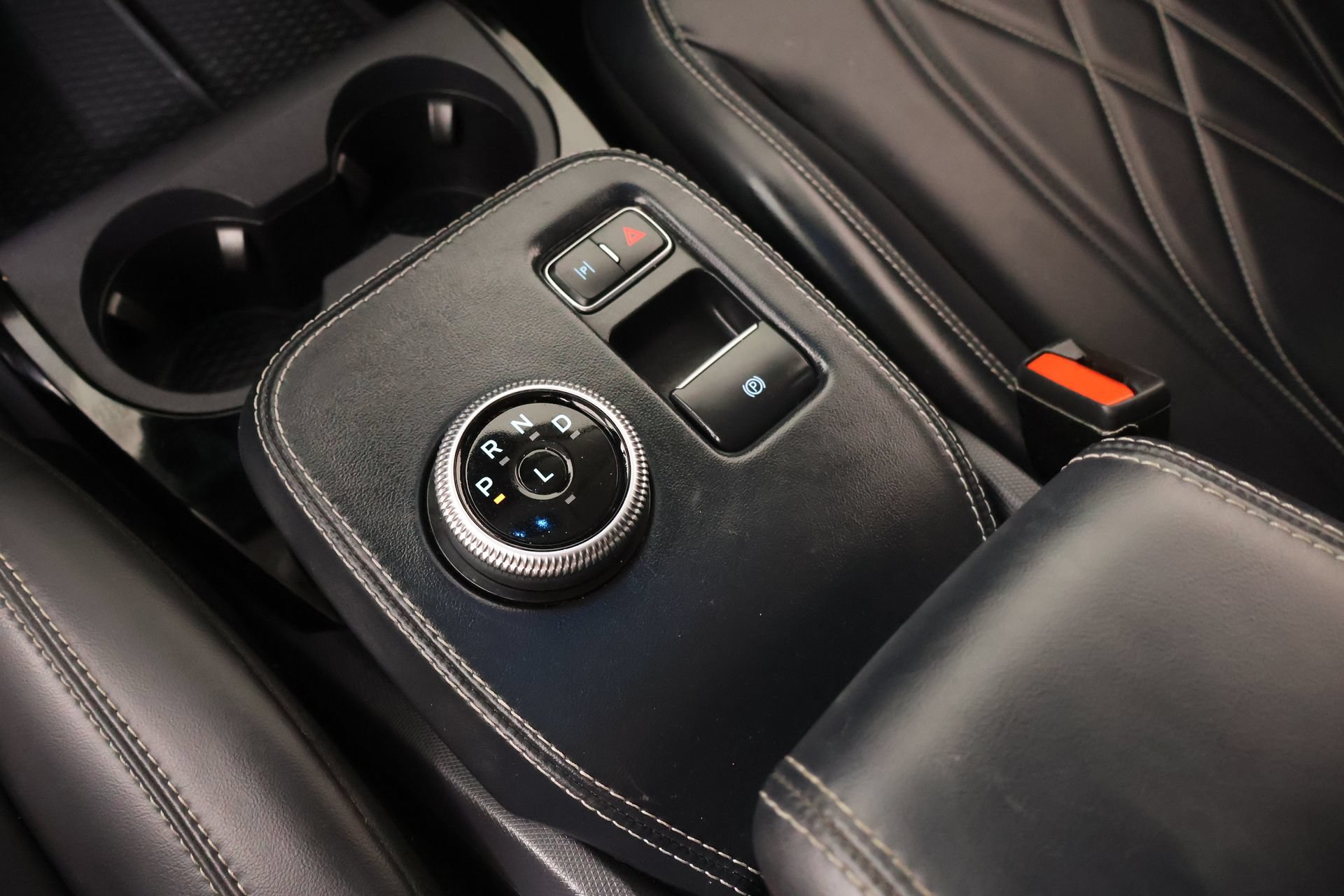 Used 2021 Ford Mustang Mach-E Select AWD/4WD image 7