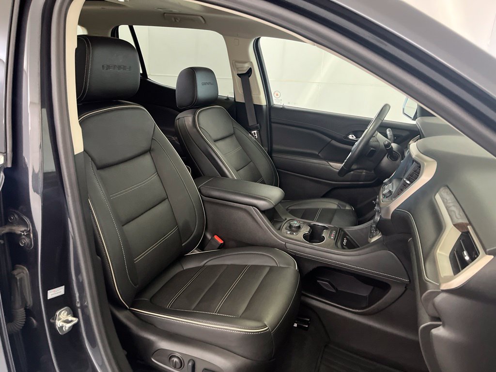 Used 2022 GMC Acadia Denali AWD/4WD image 22