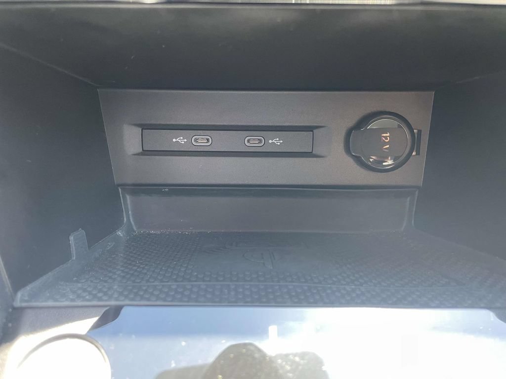 Certified 2023 Volkswagen Taos SE w/ Black Wheel Package AWD/4WD image 26