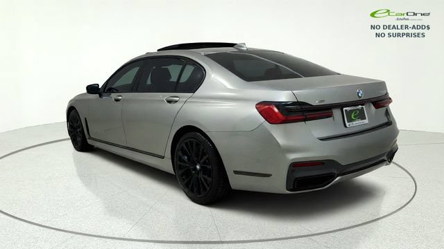 Used 2022 BMW 750i xDrive w/ M Sport Package AWD/4WD image 5