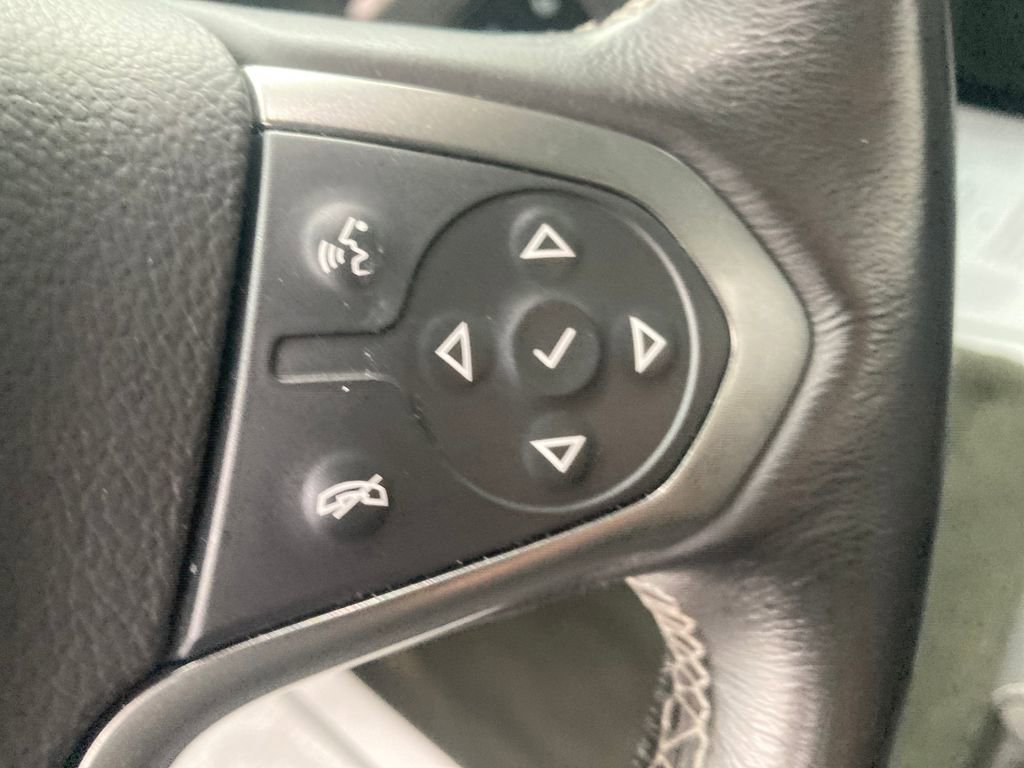 Used 2018 Chevrolet Silverado 1500 LT w/ All Star Edition image 38