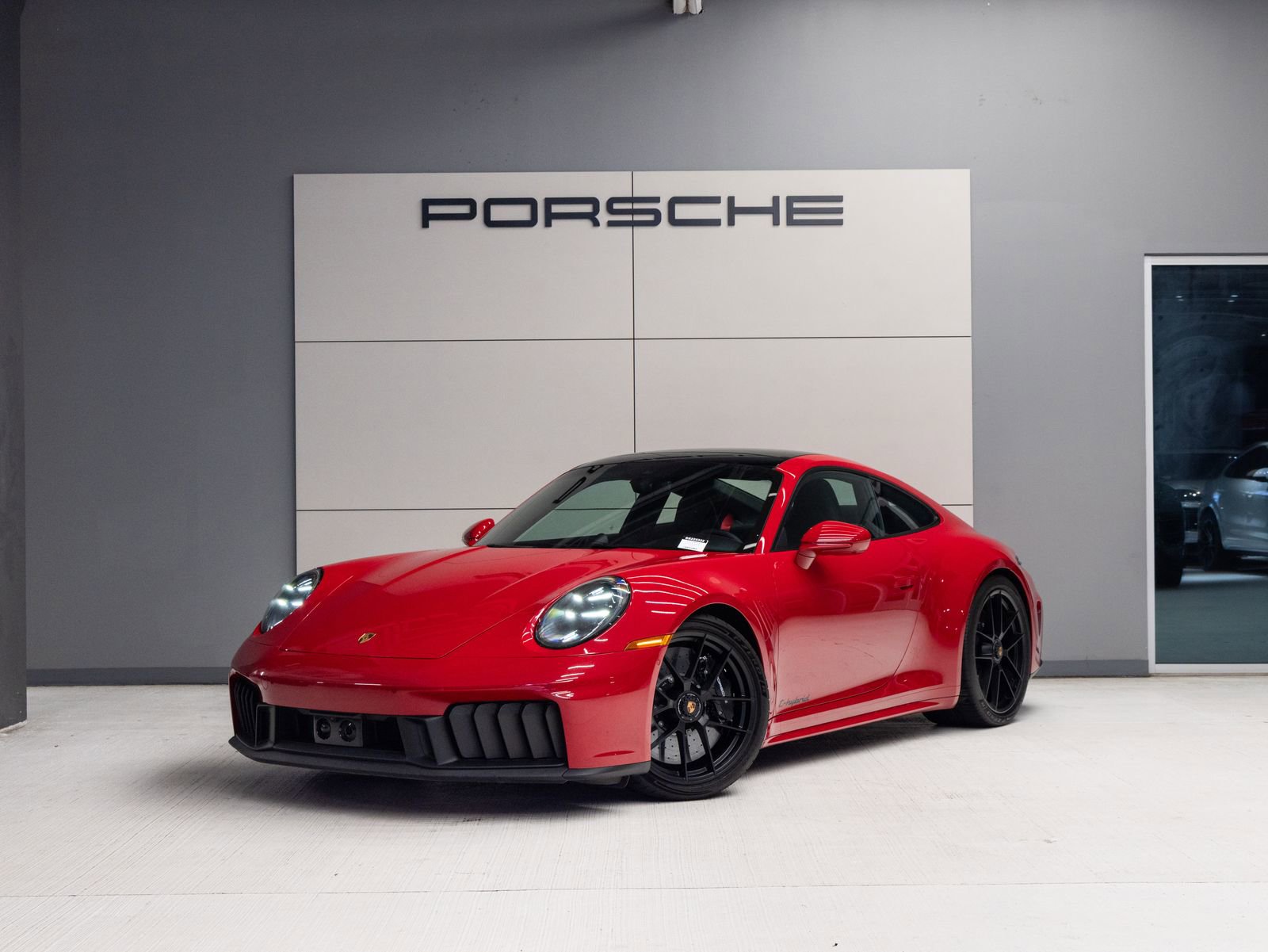 Certified 2025 Porsche 911 Carrera GTS RWD image 1
