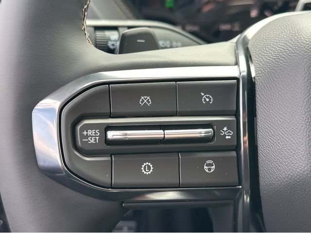 New 2026 GMC Yukon AT4 w/ AT4 Premium Plus Package AWD/4WD image 33