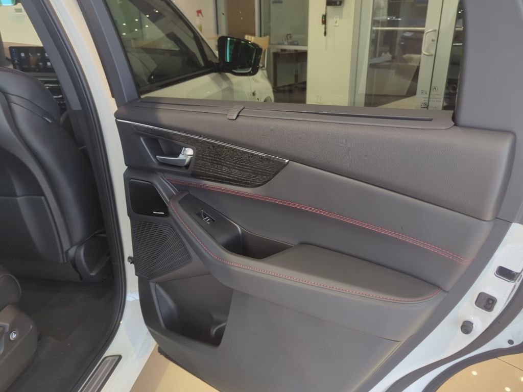 New 2026 Acura MDX Type S image 13