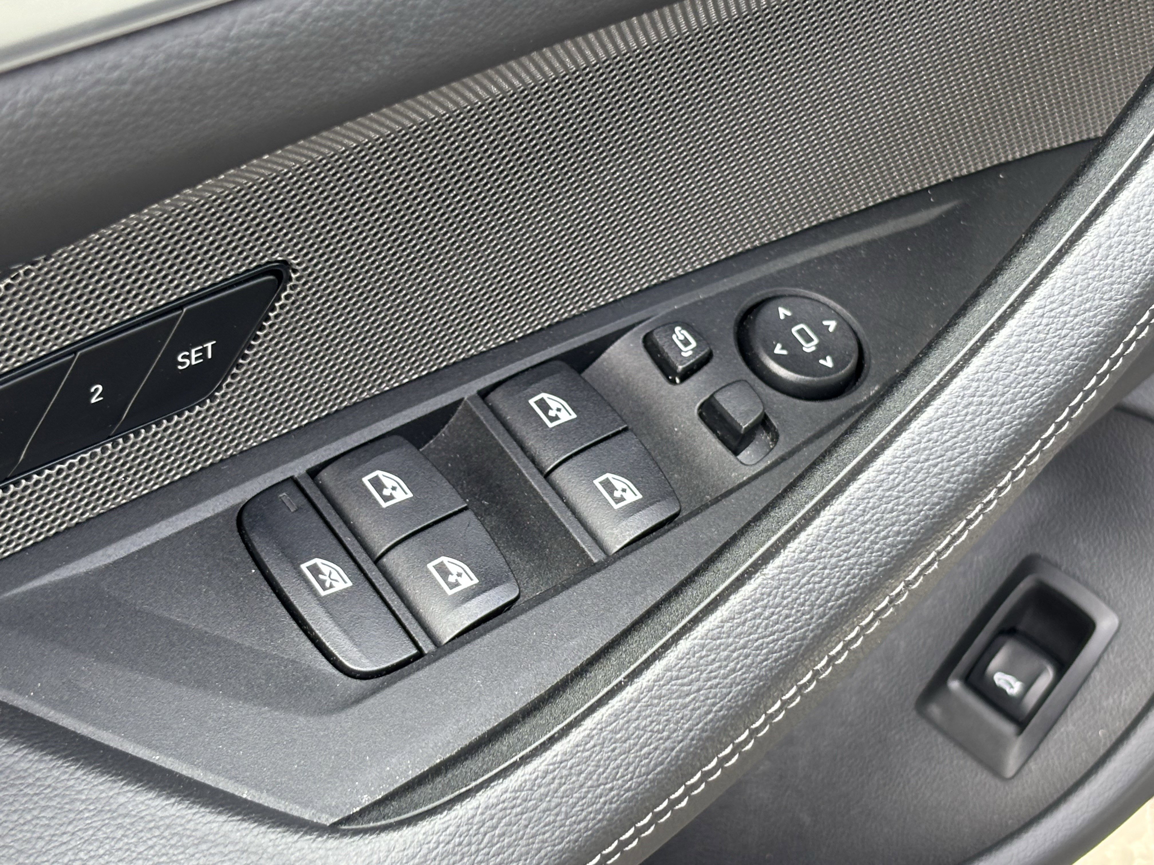 Used 2025 BMW 430i w/ Premium Package image 15