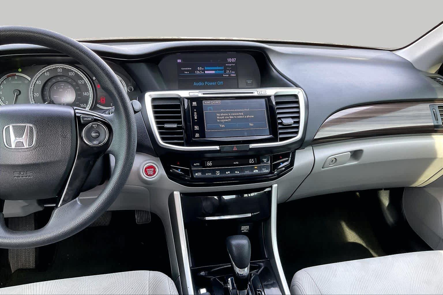 Used 2017 Honda Accord EX image 7