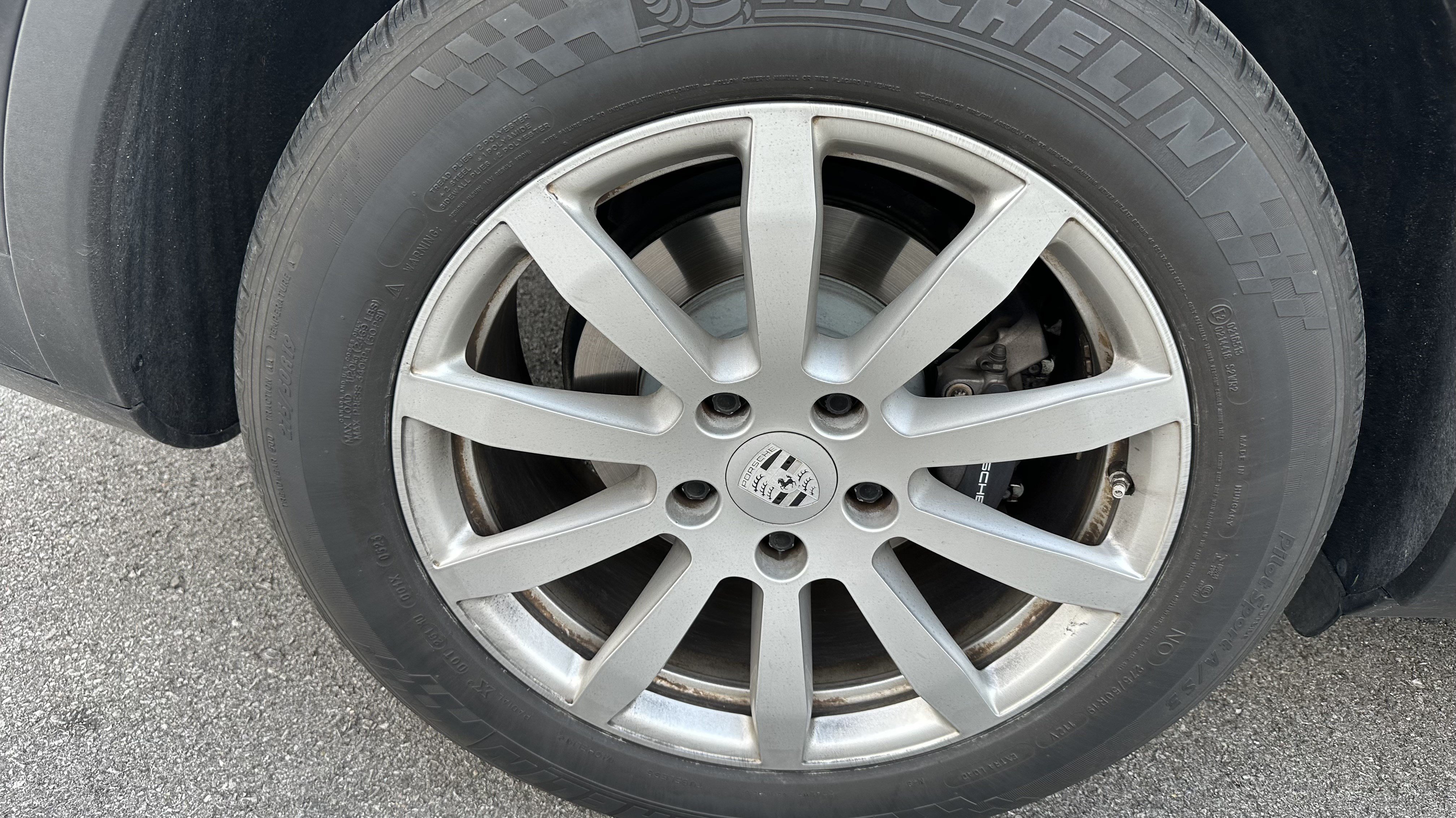 Used 2020 Porsche Cayenne AWD/4WD image 14