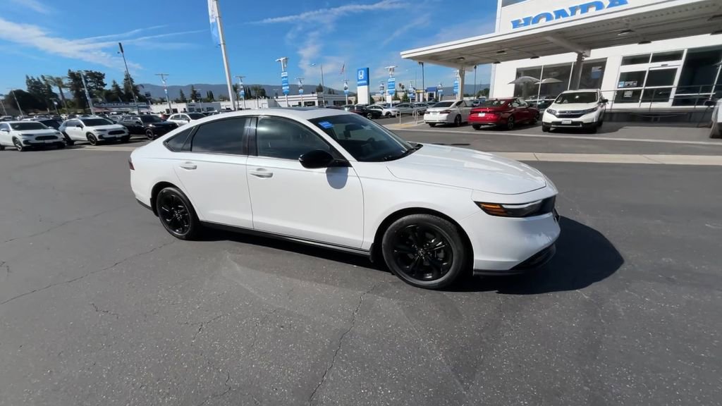 Certified 2025 Honda Accord SE image 2