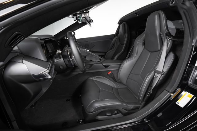 Used 2023 Chevrolet Corvette Stingray Coupe w/ Z51 Performance Package image 18