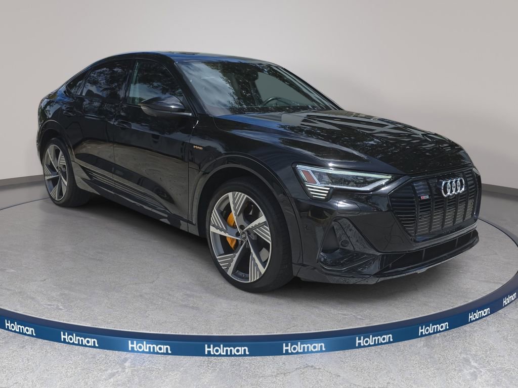 Used 2023 Audi e-tron Prestige w/ Prestige Package image 4