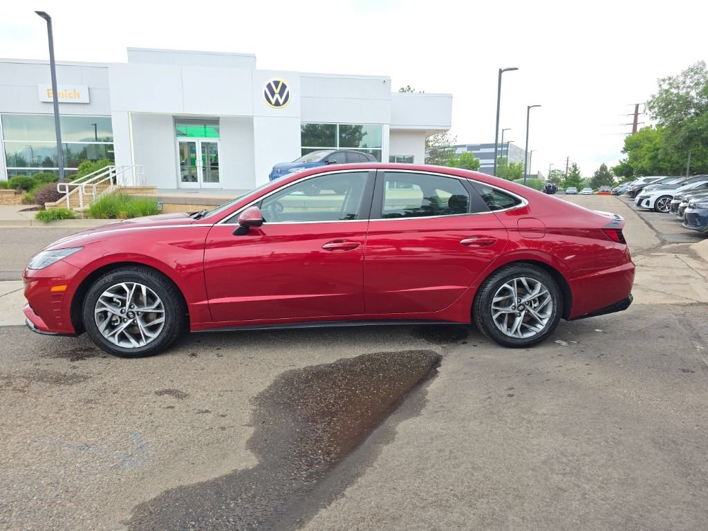 Used 2023 Hyundai Sonata SEL w/ Convenience Package FWD image 2